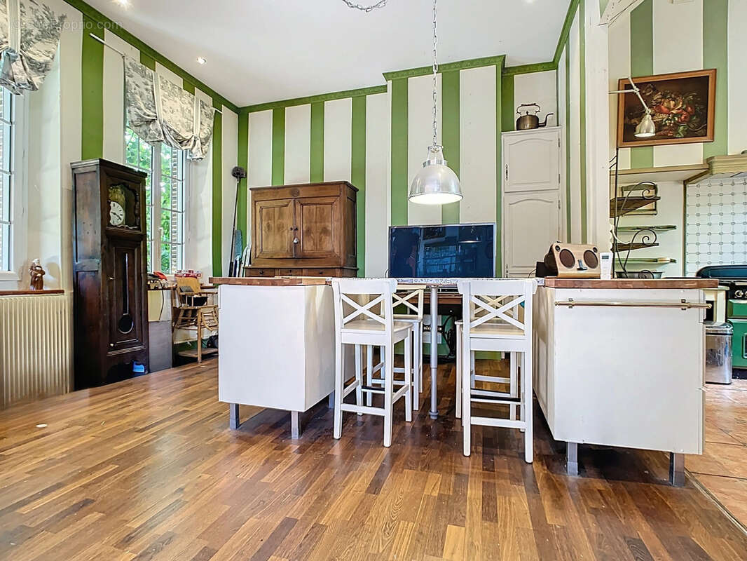 Maison à MONTMIRAIL