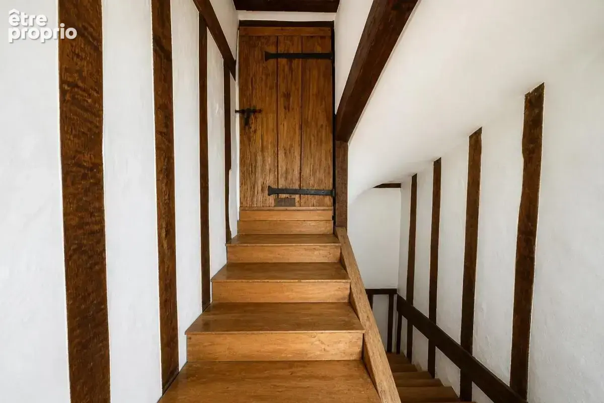 Maison de 7 pièces de 240 m² - photo 11