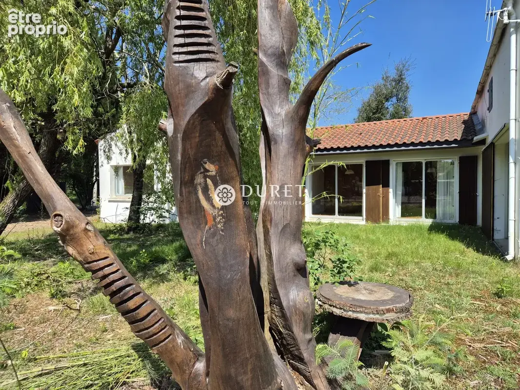 Maison 6 pièces 205 m² à vendre à Soullans (85300) - photo 2