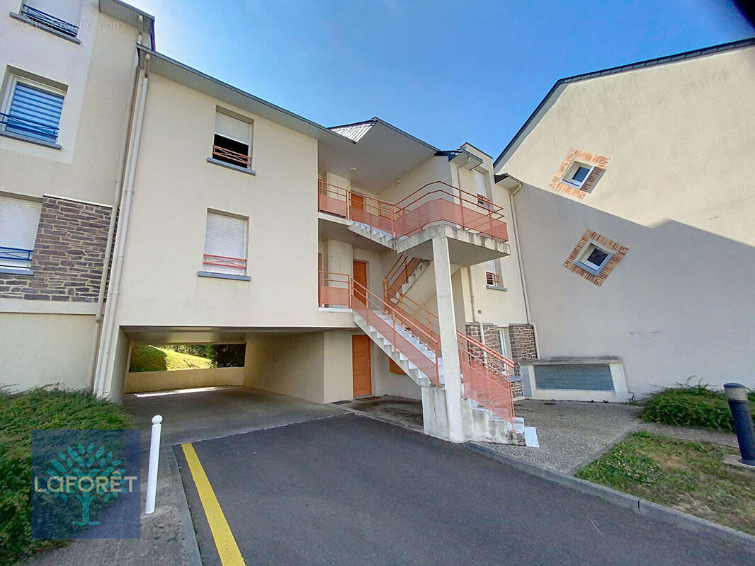 Appartement à BAIN-DE-BRETAGNE