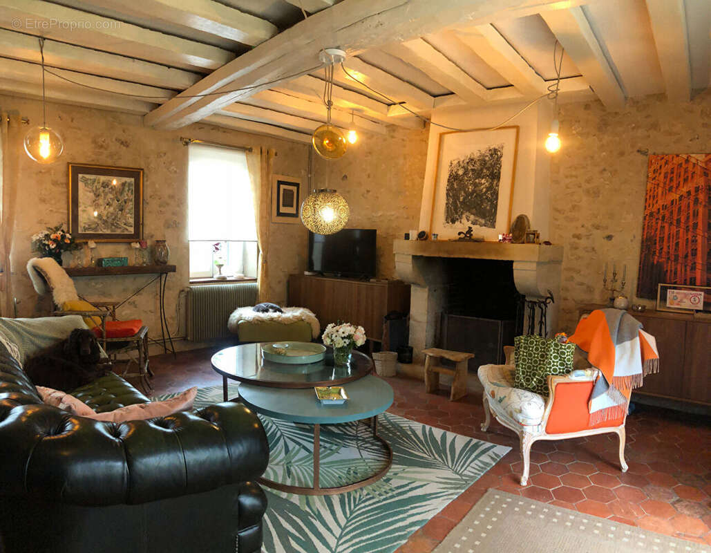 Maison à VIENNE-EN-ARTHIES