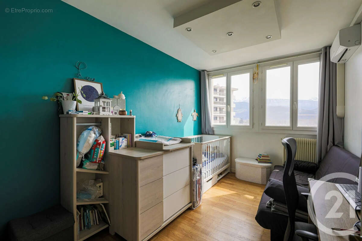 Appartement à MEYLAN