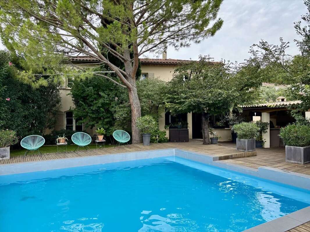 Maison à LES ANGLES