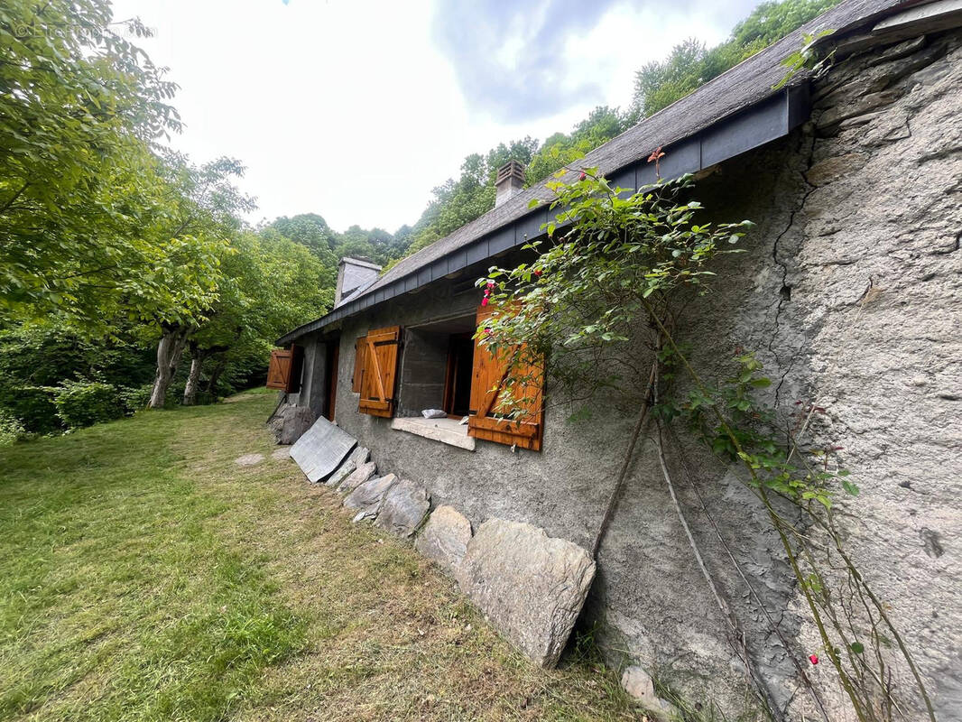 Maison à SAZOS