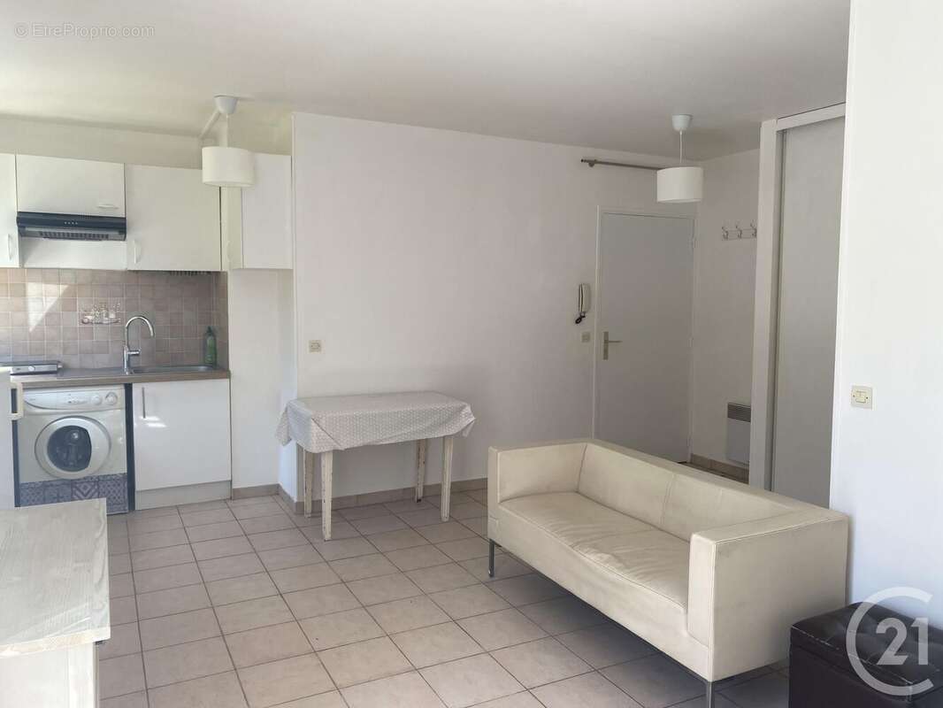 Appartement à BRIE-COMTE-ROBERT