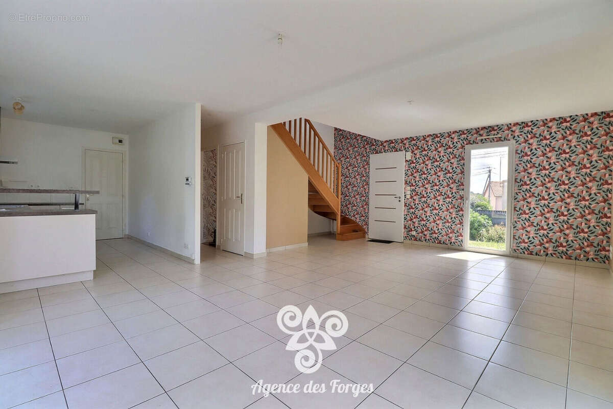 Bourg Mouzillon.Maison individuelle, 4 chambres - photo 4