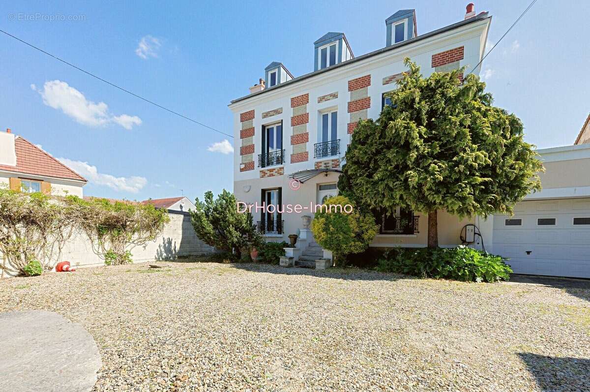 Maison à SAINT-MARD
