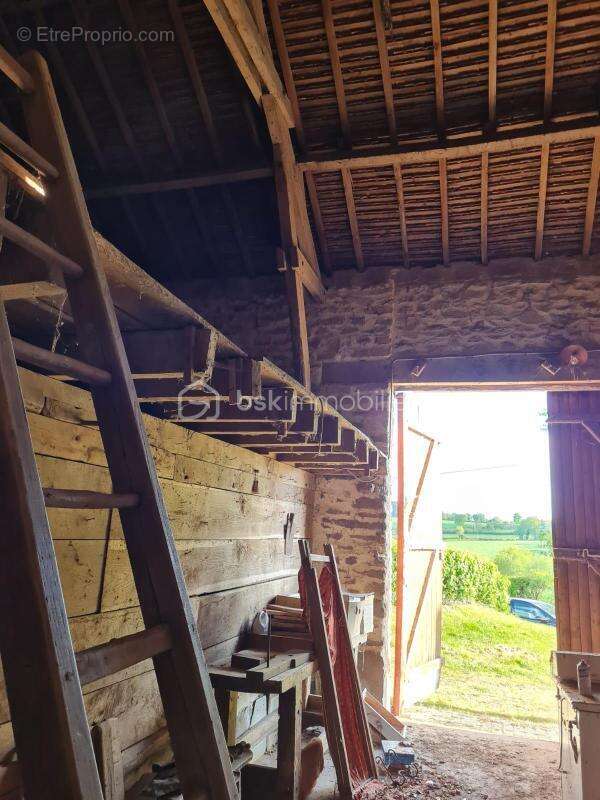Ensemble immobilier en pierre à rénover - photo 6