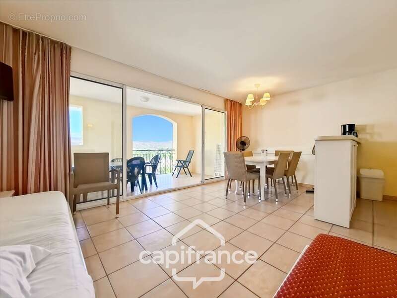Investissement locatif appartement 3 pieces 42 m2 en angle   au 1er étage place de parking  sur le domaine de pont royal - photo 6
