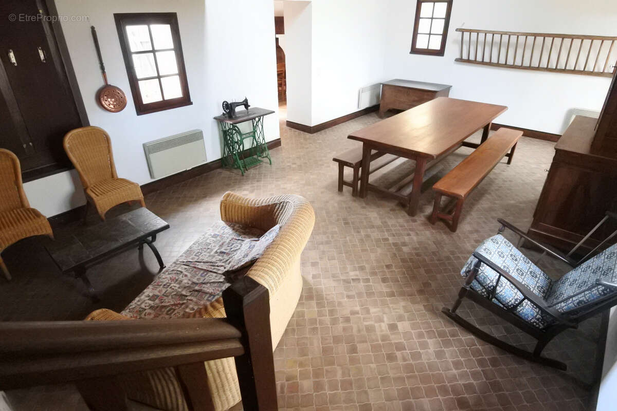 Maison à SAINT-MARTIN-DES-MONTS