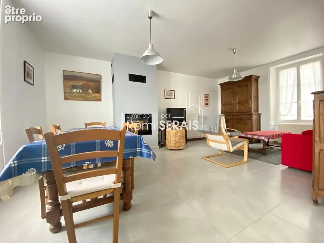 Propriété de caractère avec dépendances à vendre - photo 4