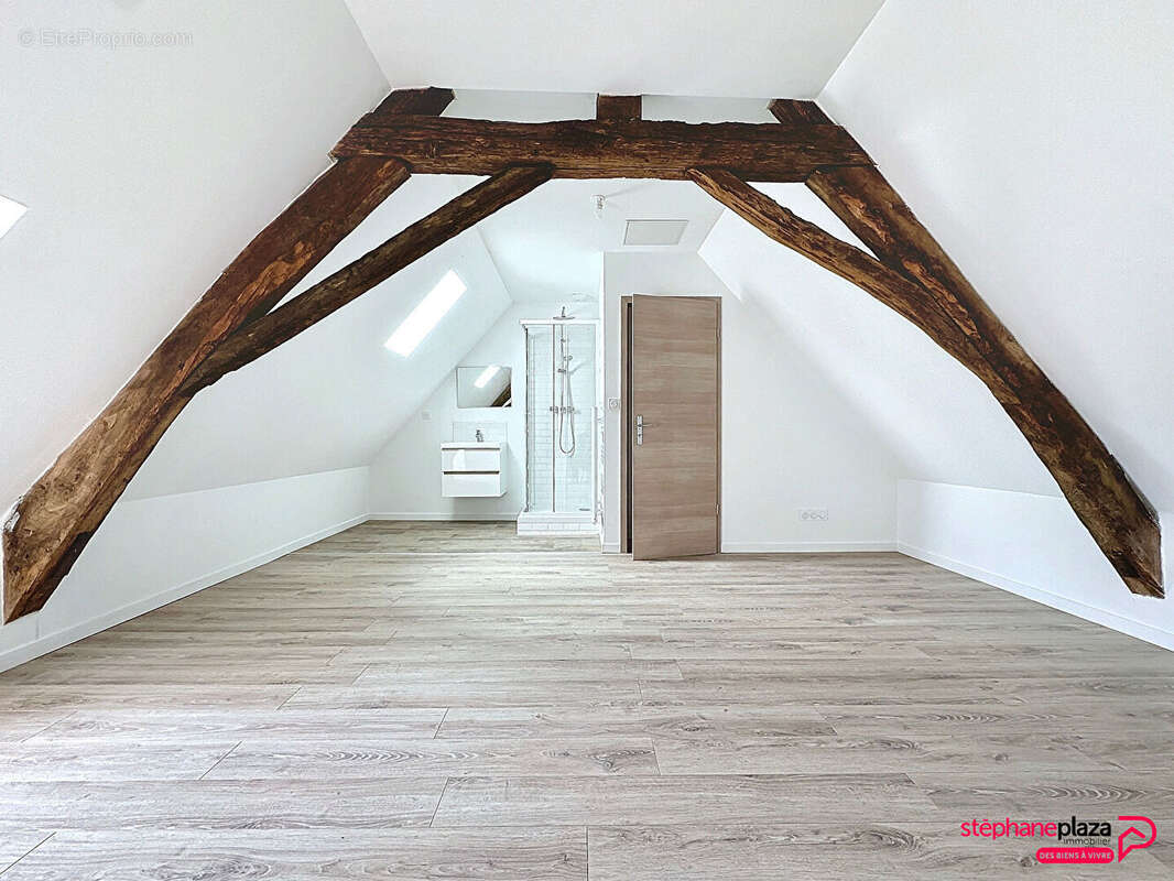 Maison à MONTLOUIS-SUR-LOIRE