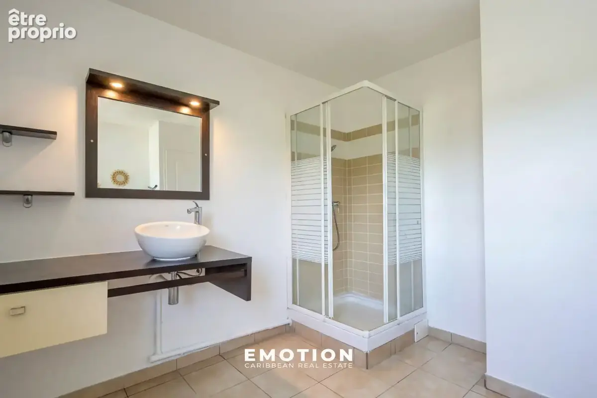 Duplex 3 chambres 148 m2 vue mer, PETIT-BOURG - photo 10