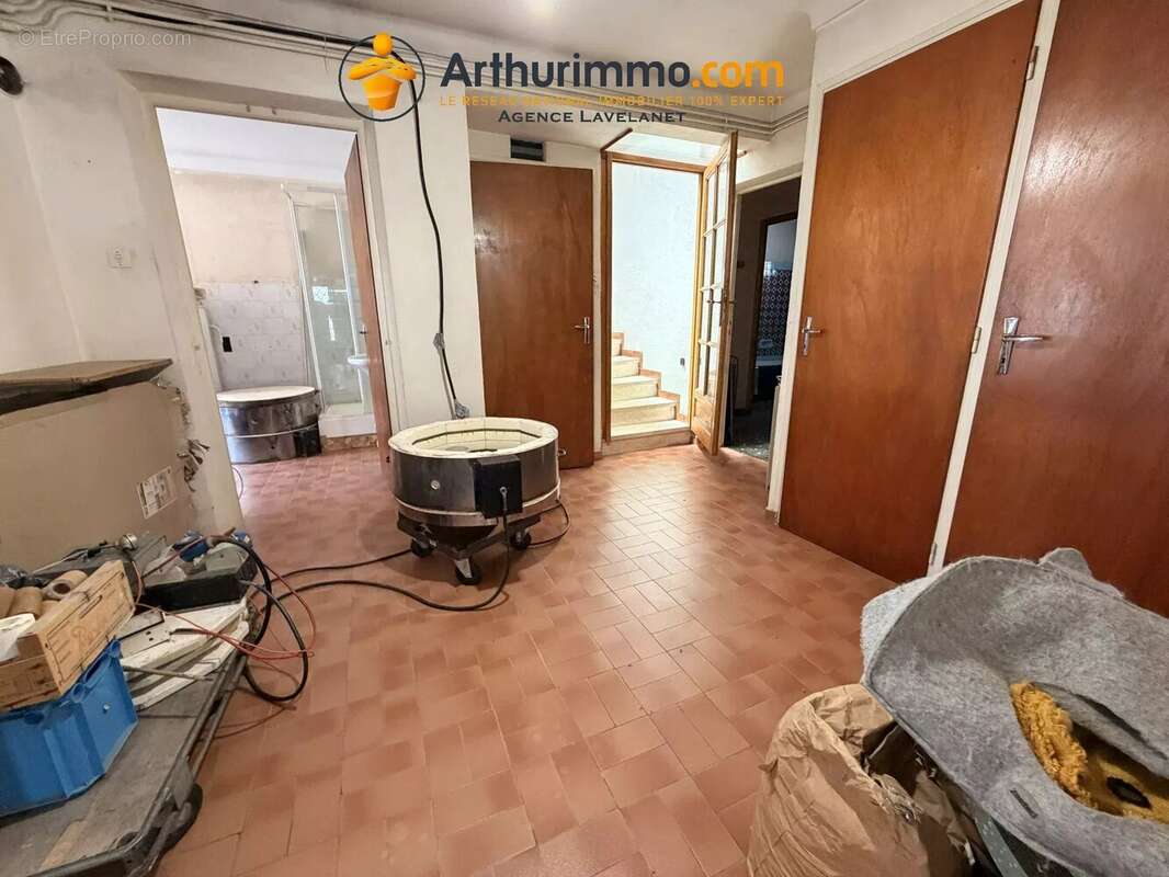Maison familiale avec dépendances et terrain - 09300 villeneuves d'olmes - photo 7