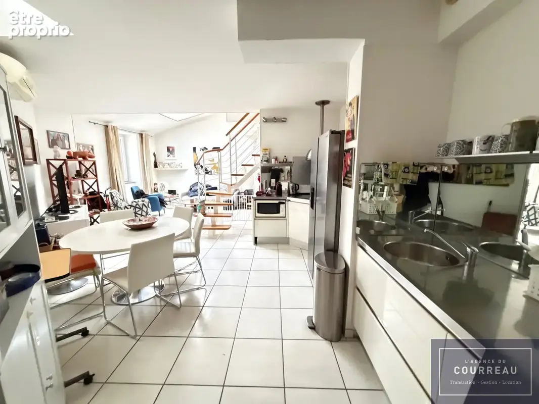 Quartier COMEDIE T3 de 71mé en duplex avec terrasse de 12m2 et une cave - photo 8
