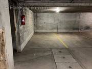 Parking à SAINT-MAUR-DES-FOSSES