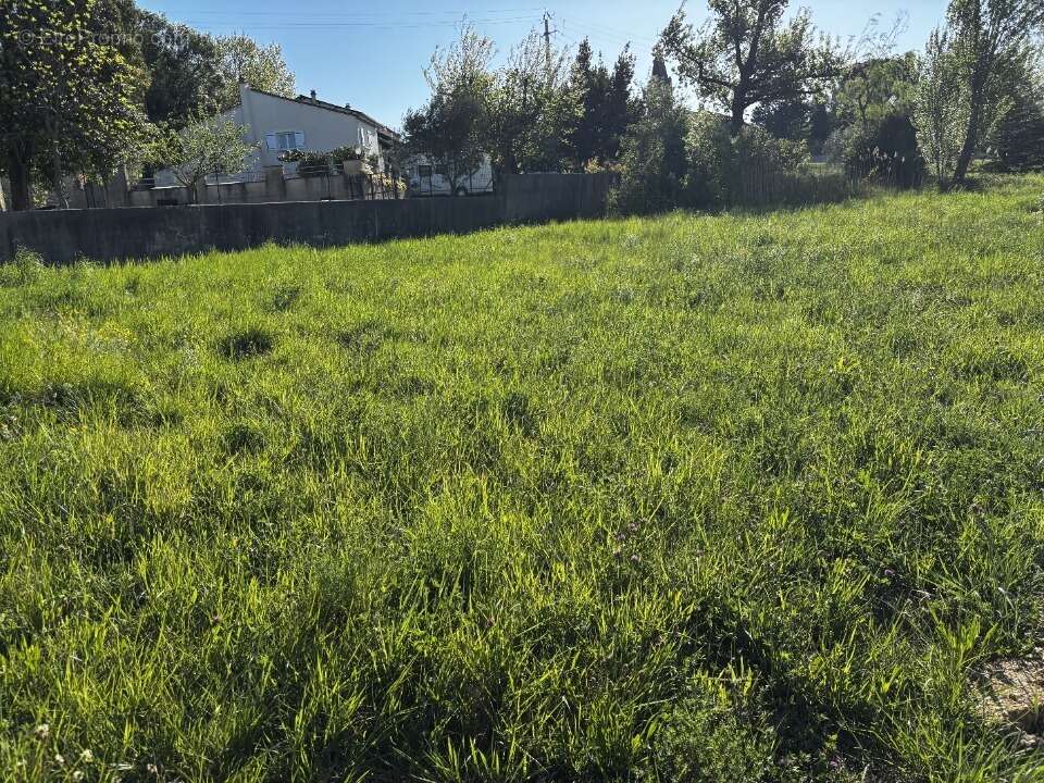 Terrain à VAGNAS
