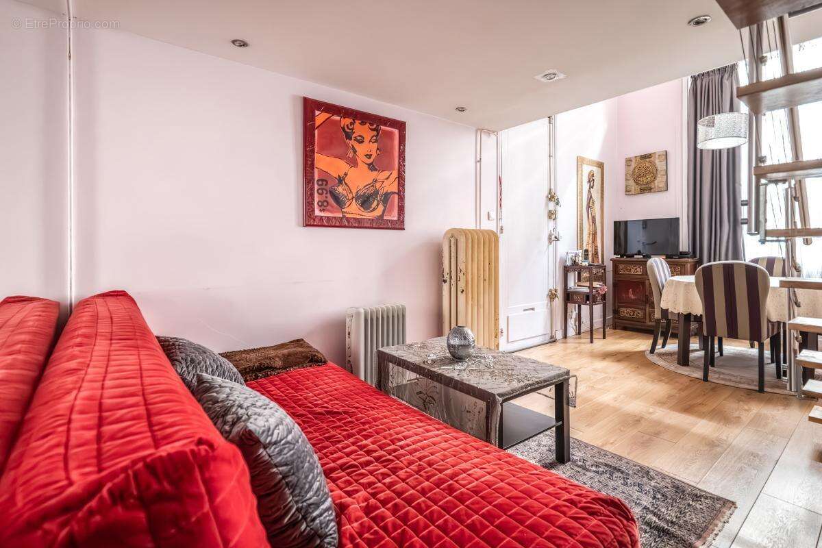 Appartement à PARIS-6E