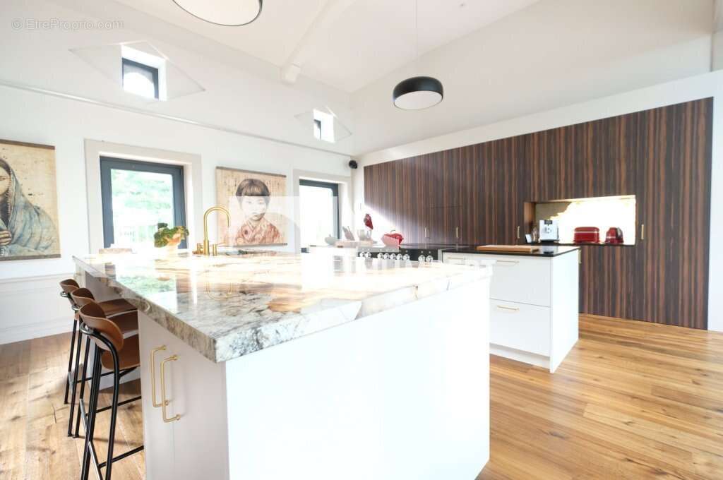 Maison à SAINT-JUST-SAINT-RAMBERT