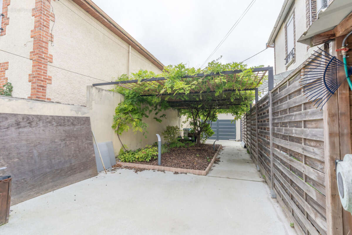 Photo 8 - Maison à SAINTE-SAVINE