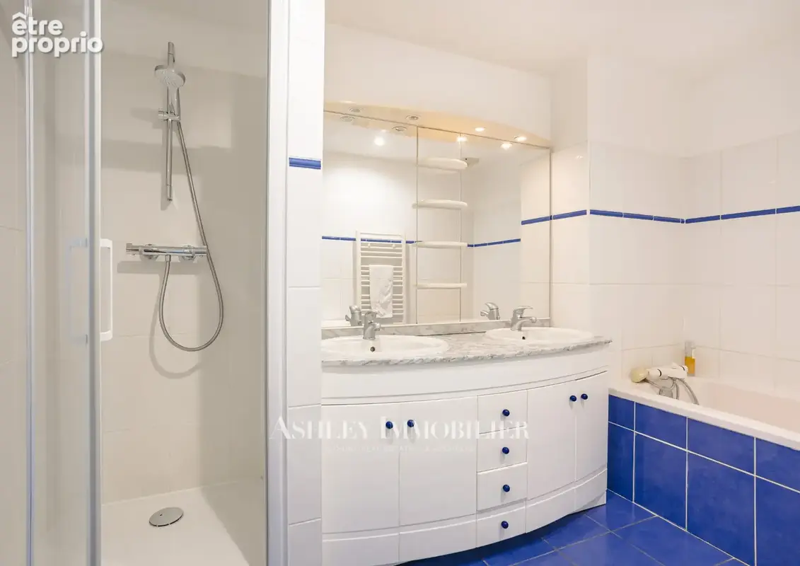 Appartement d'exception 188 m2 avec terrasse et vue sur le Chenal   La Rochelle - Quartier Médiathèque - photo 14