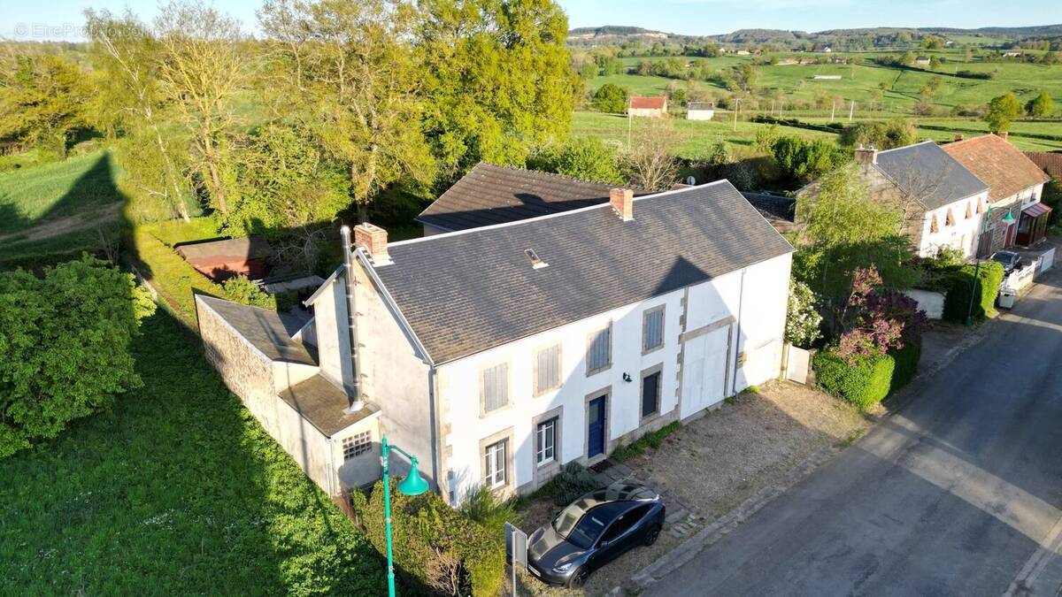 Maison à ARS-LES-FAVETS