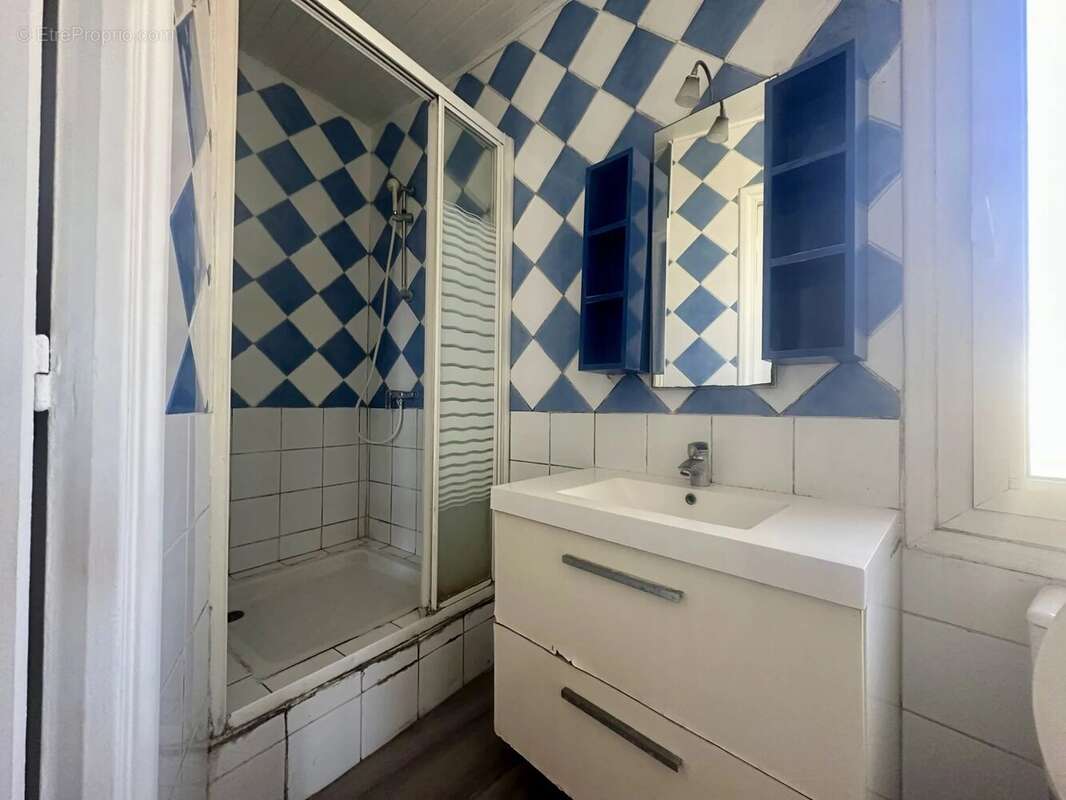 Appartement à CAP-D'AIL