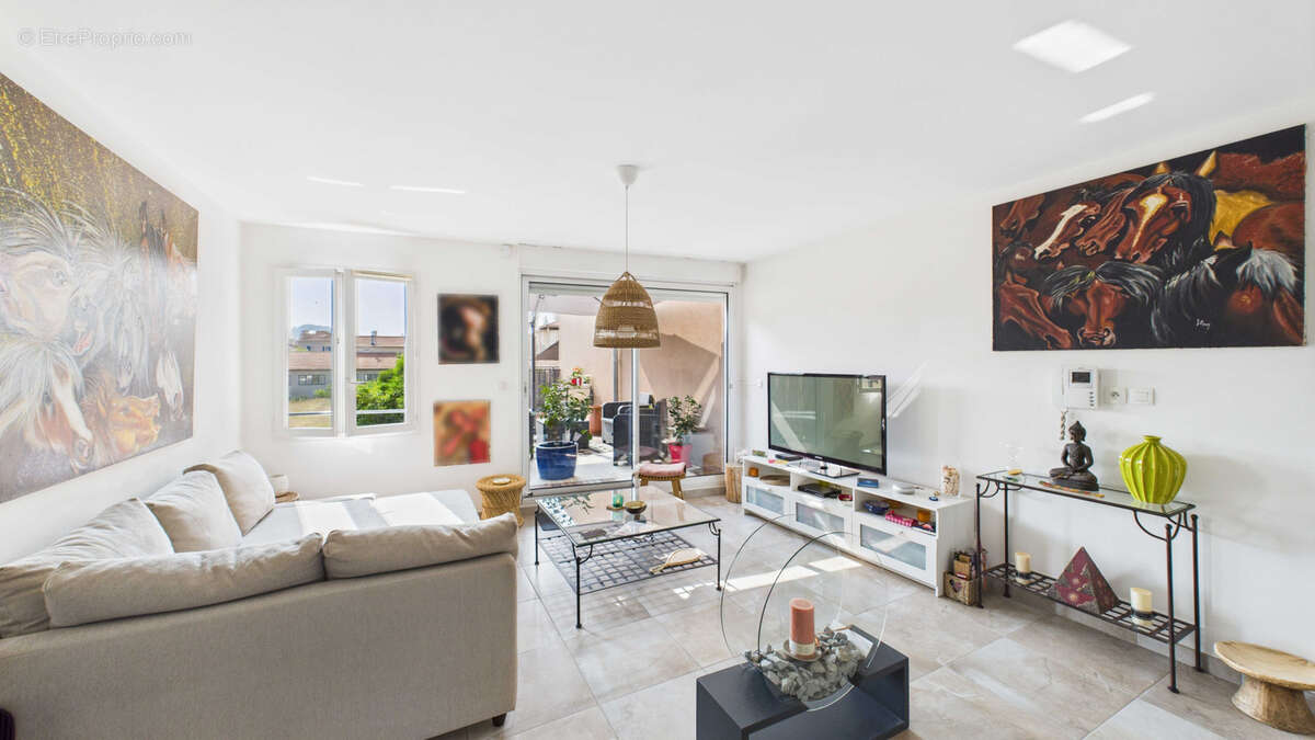 Appartement à CARQUEIRANNE