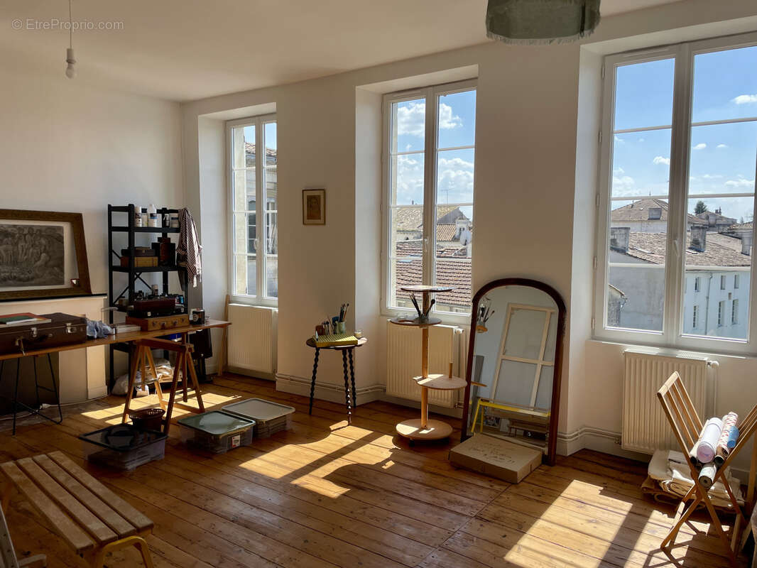 Maison à CHATEAUNEUF-SUR-CHARENTE