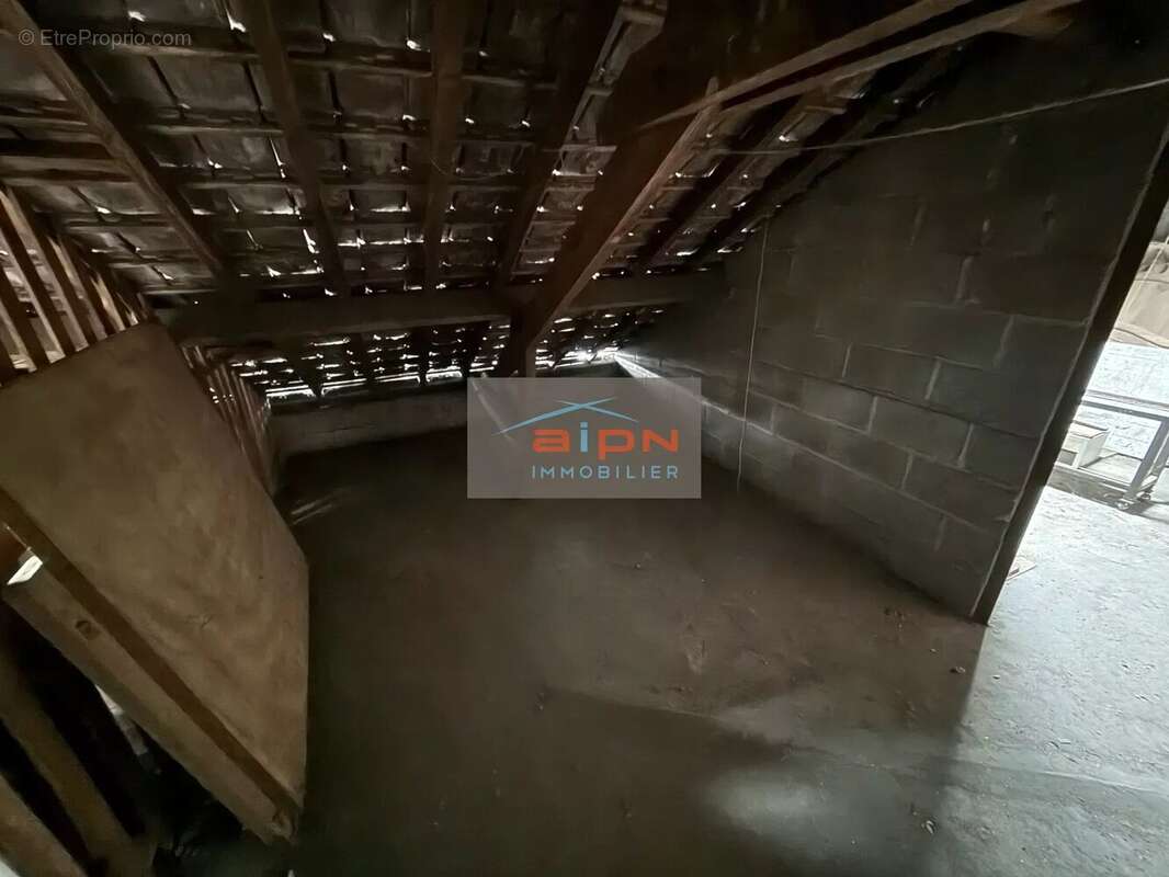 Appartement t3 avec garage cave greniers - photo 8