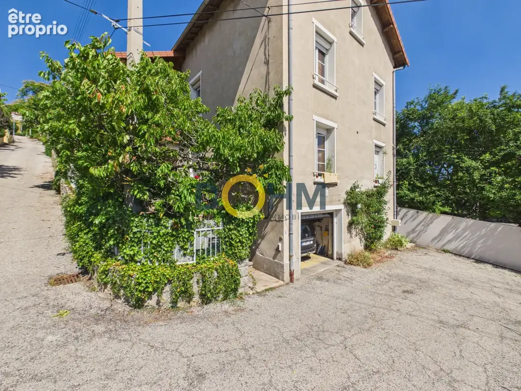 LE PUY EN VELAY ! Maison 2 logements 199m2 avec jardin et garage - photo 4