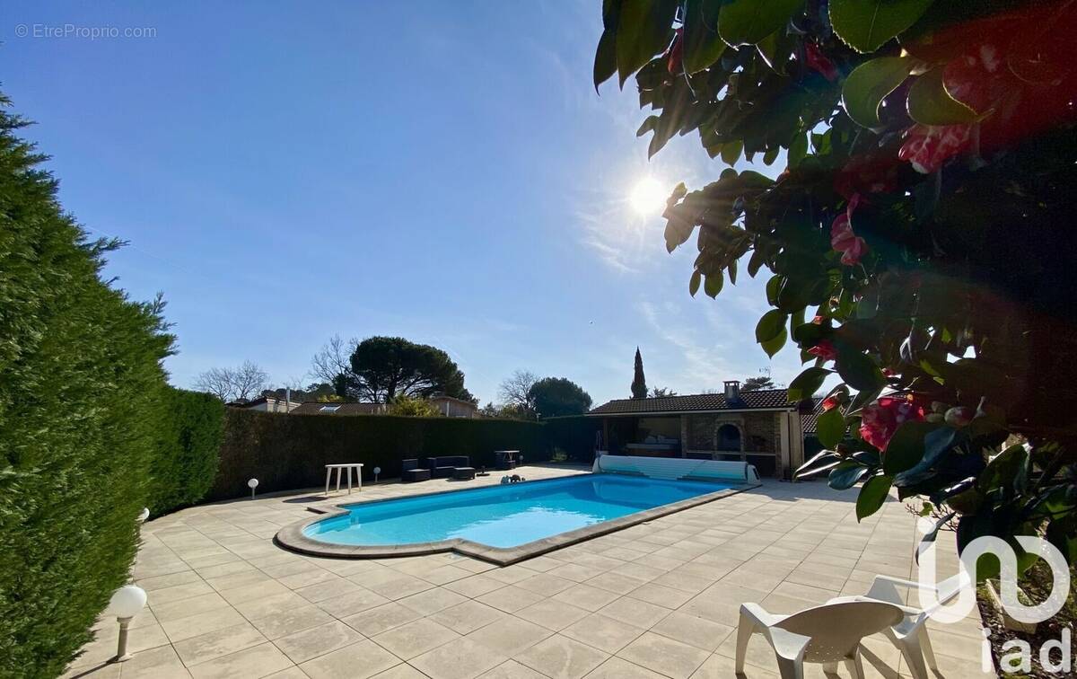 Photo 1 - Maison à ARES