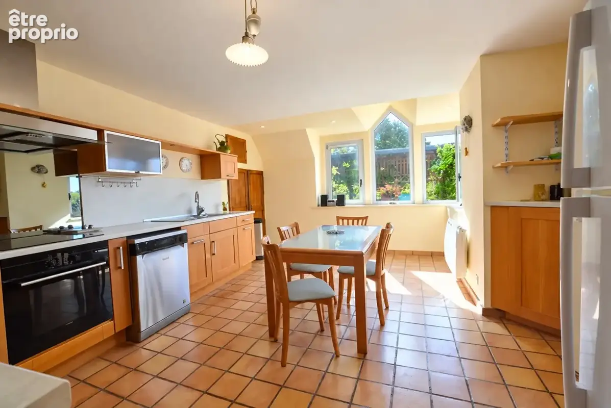 Longère en pierre de 194 m² avec jardin paysager – Landévant, Morbihan Sud - photo 4