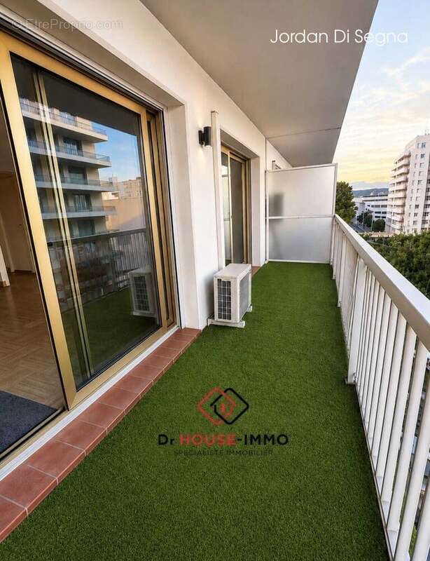 Appartement 69 m² à Toulon  - photo 27