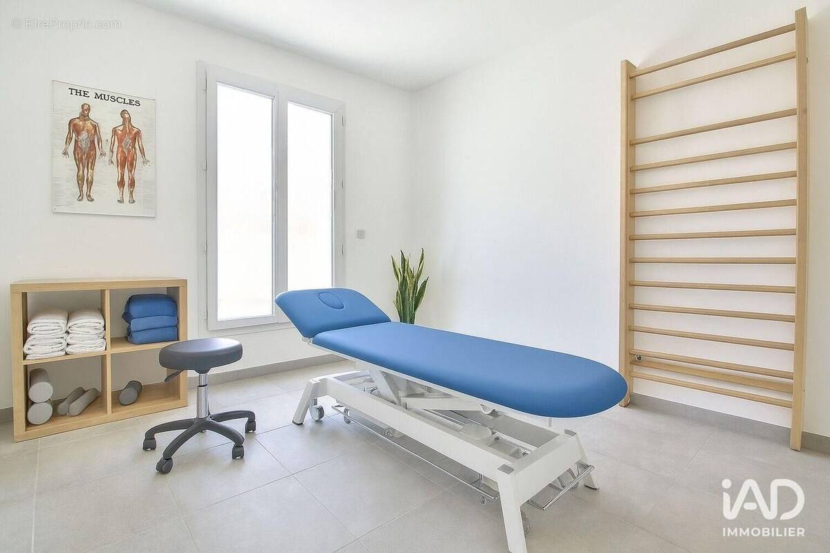 Photo 1 - Commerce à MALLELOY