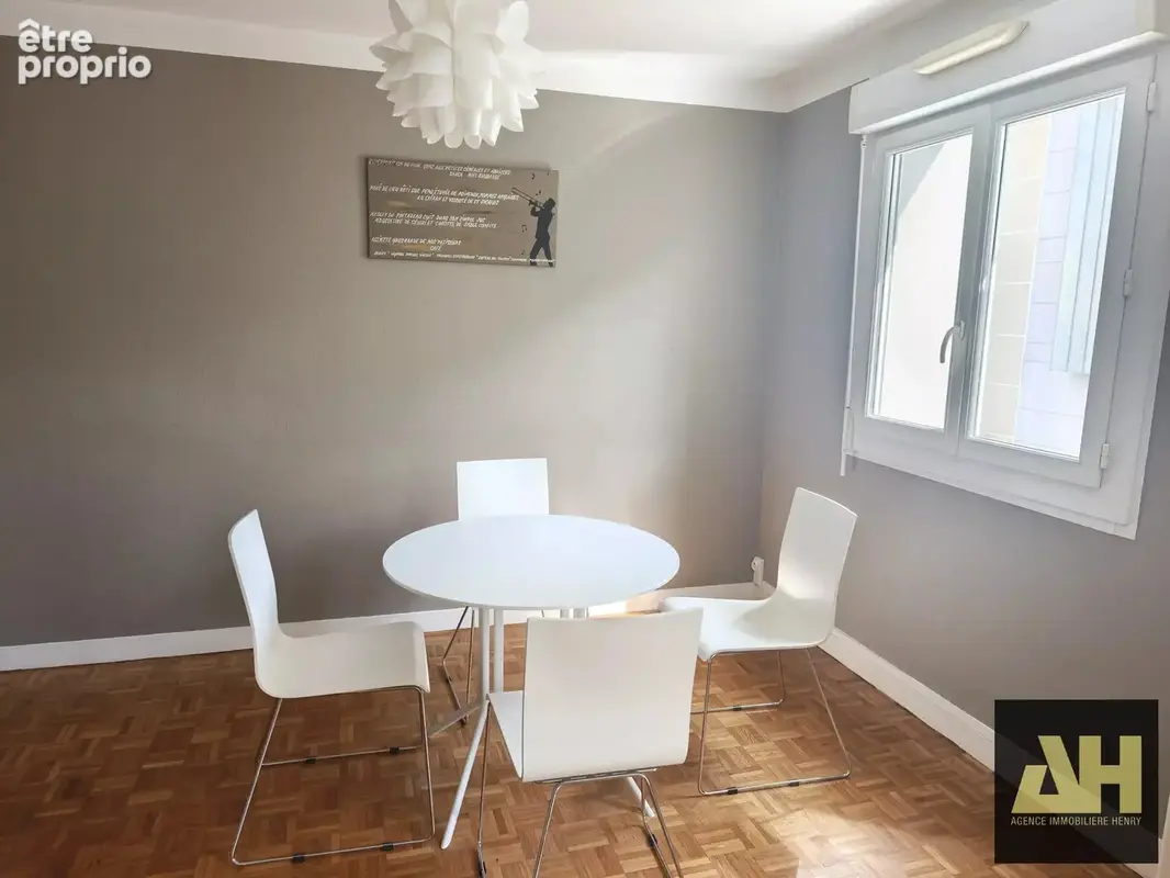 Rare - centre ville - appartement t4 de 71 m2 avec ascenseur et balcon - parfait état - photo 3