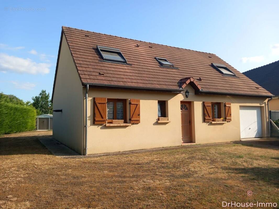 Maison à AUBEVOYE