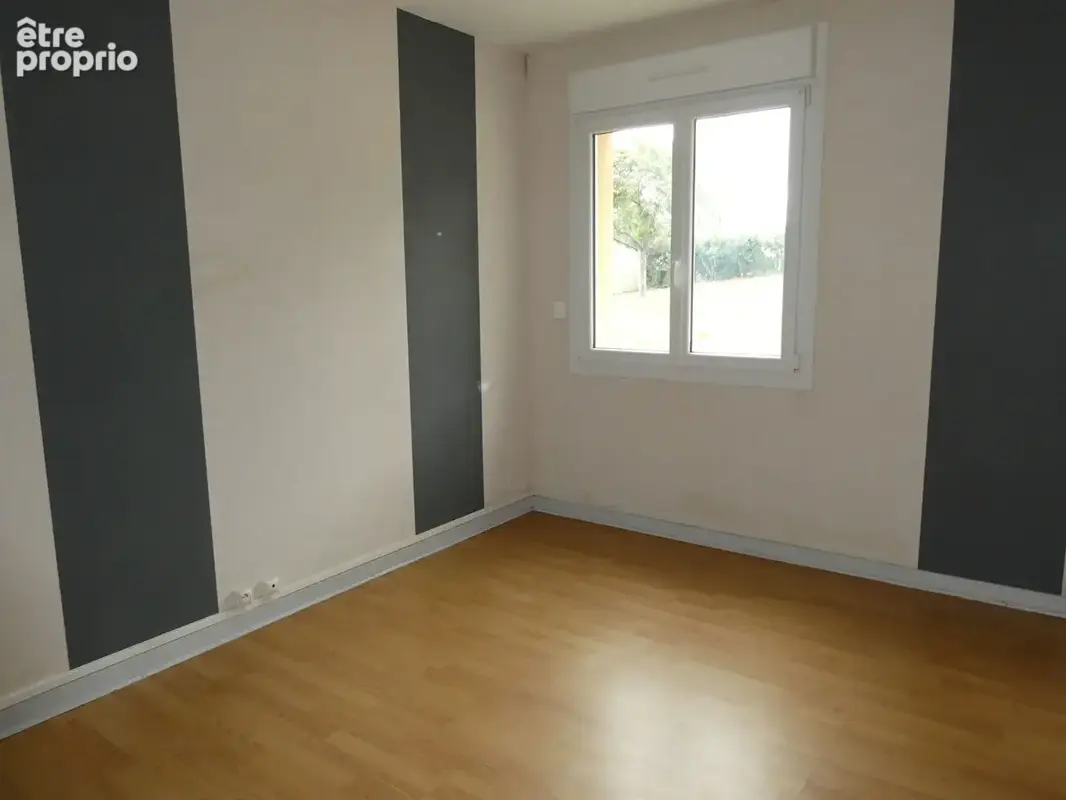 Maison  hors lotissement avec vue imprenable sur la campagne . - photo 3