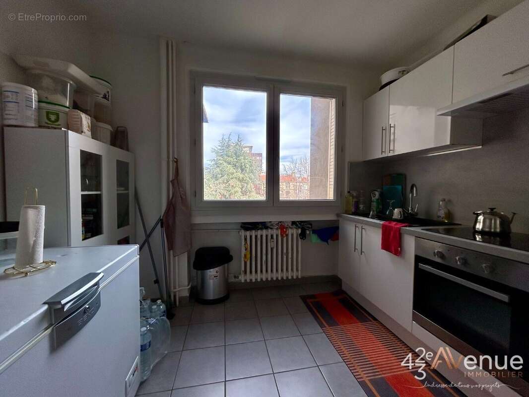 Appartement à SAINT-ETIENNE