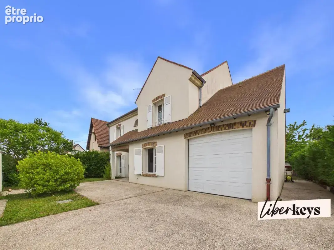 Maison familiale 285 m² au sol – 5 chambres – Terrain de 500 m² – Sous-sol total - photo 5