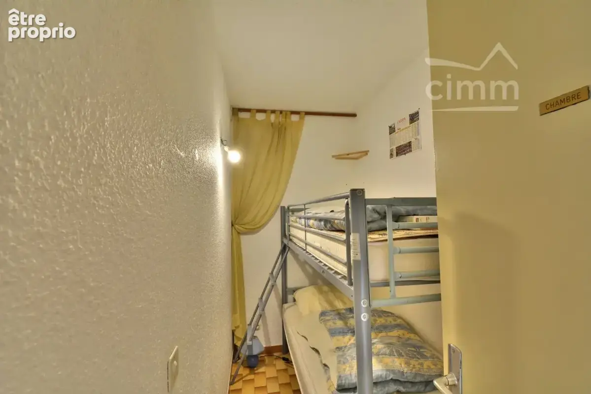 Vente - saint cyprien plage - beau studio avec cabine - 3eme et dernier etage - parking securise privatif - 66750 - region occit - photo 7