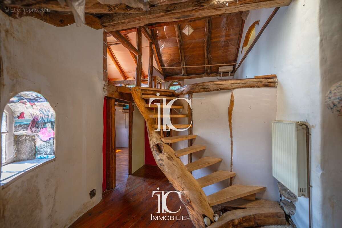 Mas du xviii siècle à rénover  122 m² habitables  terrain de 522 m²  vue panoramique sur les cévennes - photo 19