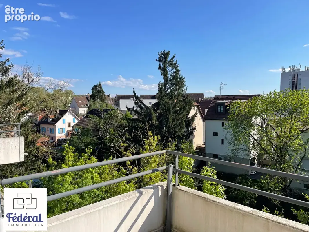 Strasbourg, F2 lumineux, 64,15m2 double terrasse, garage, bord de rivière. - photo 4