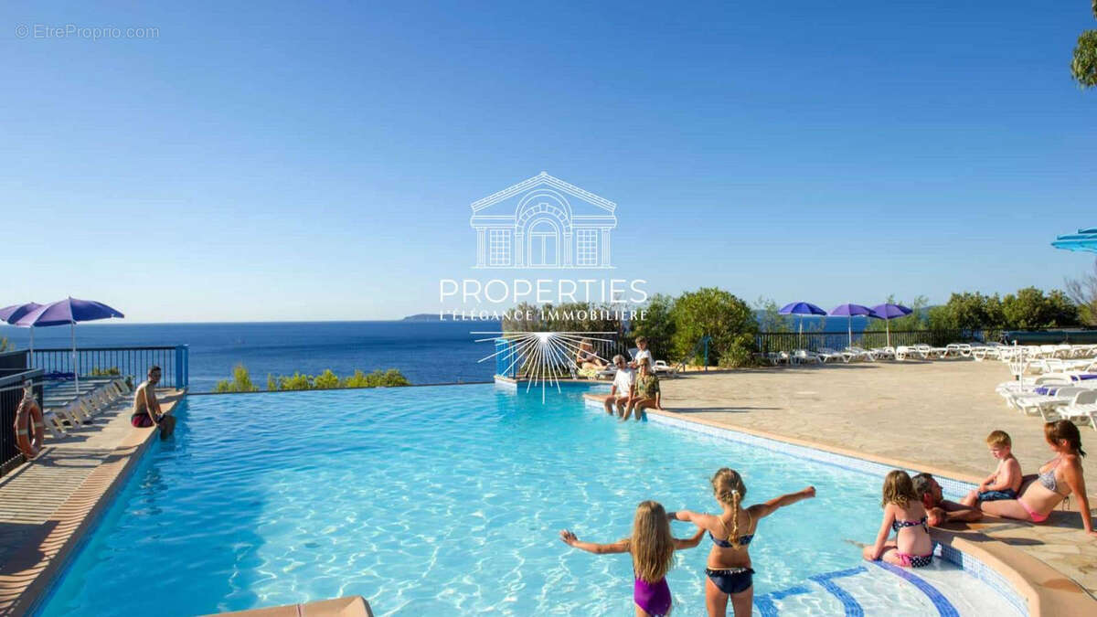 Appartement à LE LAVANDOU