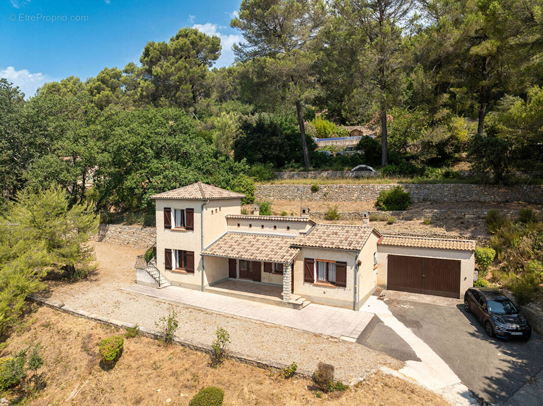 Maison à LORGUES
