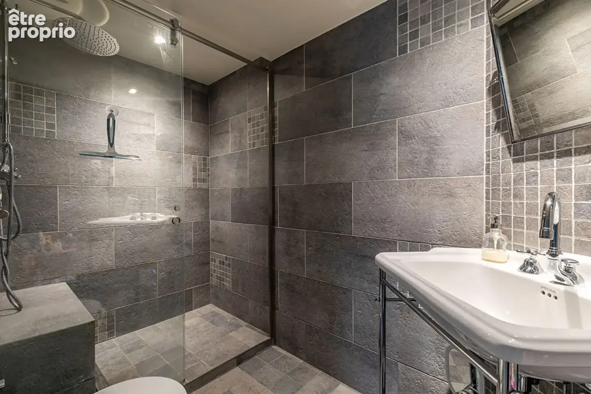 Maison 10 pièces sur un terrain de 706 m² - photo 15