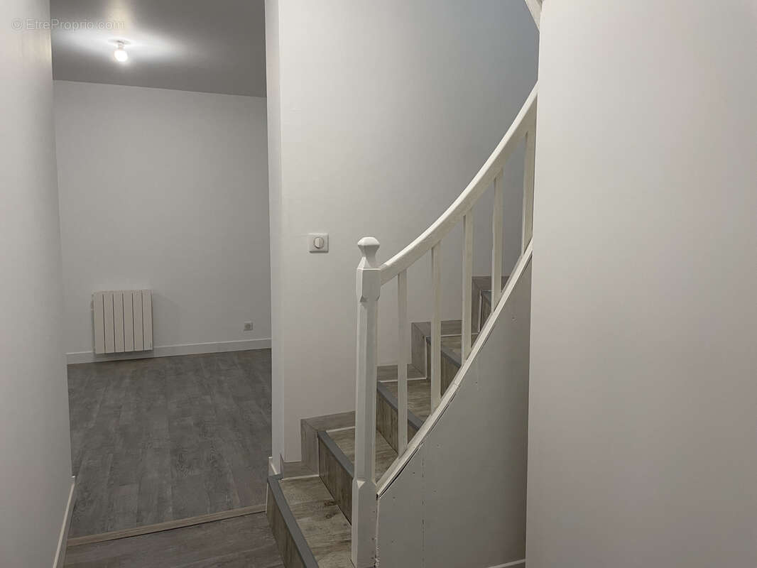 Appartement à BARBEZIEUX-SAINT-HILAIRE