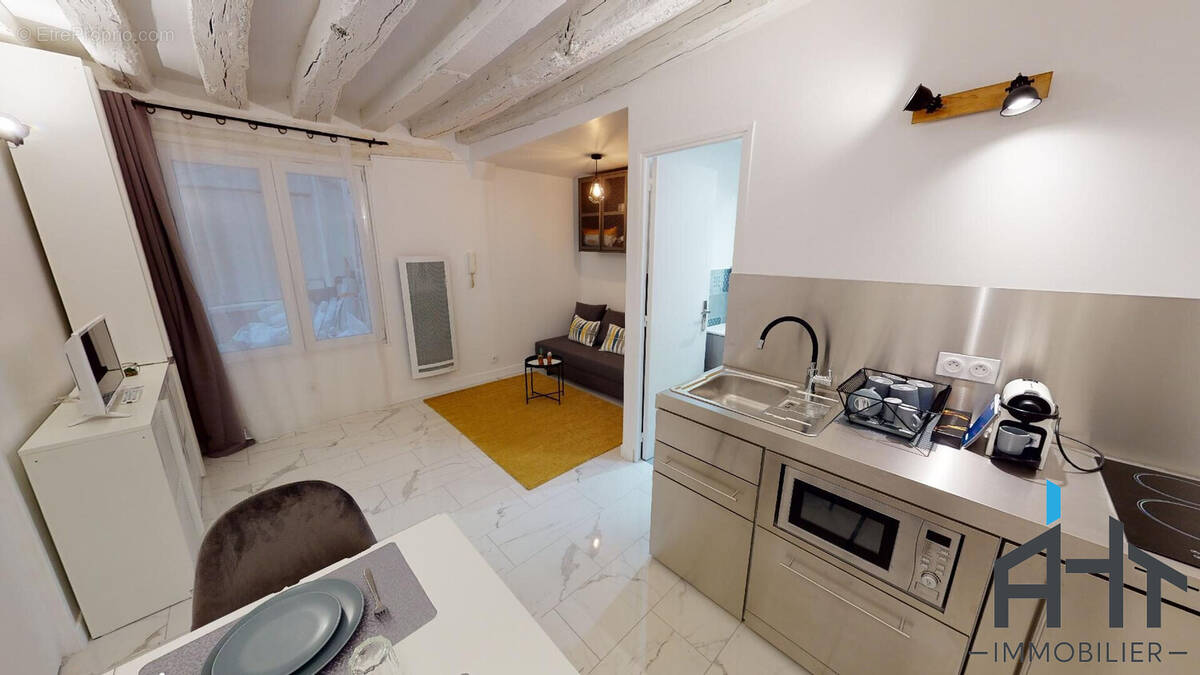 Appartement à PARIS-12E