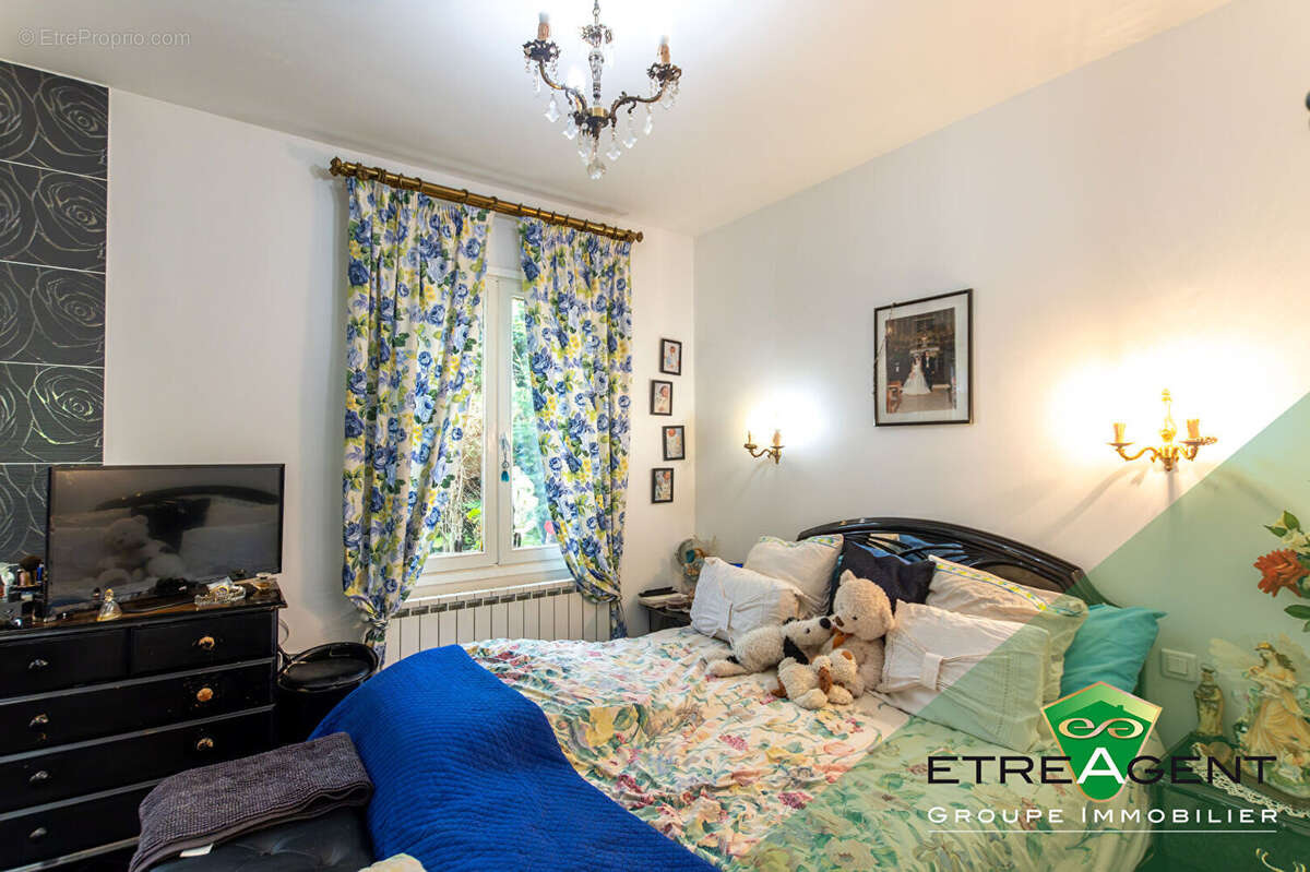 Maison à JOUY-LE-MOUTIER