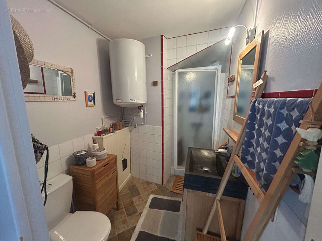 Appartement à FOURAS